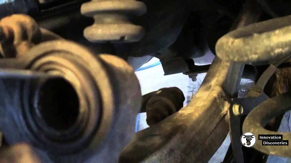 Caliper Piston Won’t Compress: Common Causes & Solutions